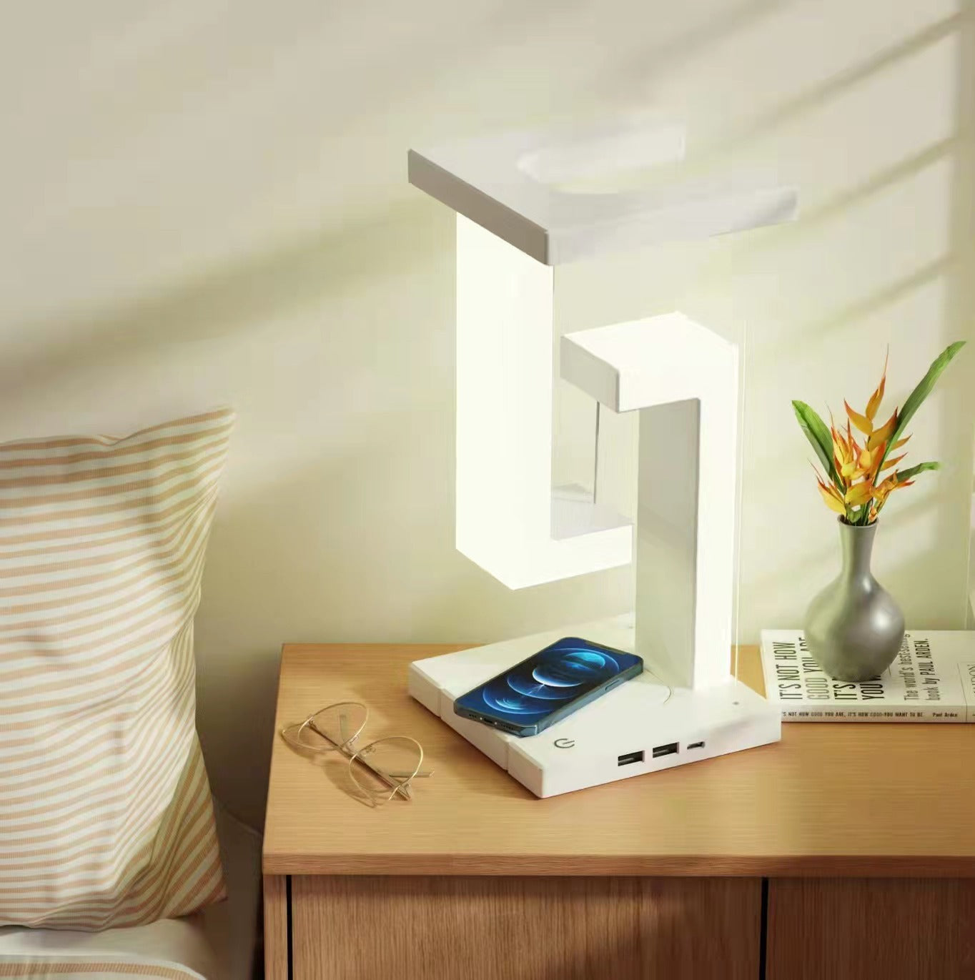 Creative Smartphone Charging Suspension Table Lamp - Essential Grove
